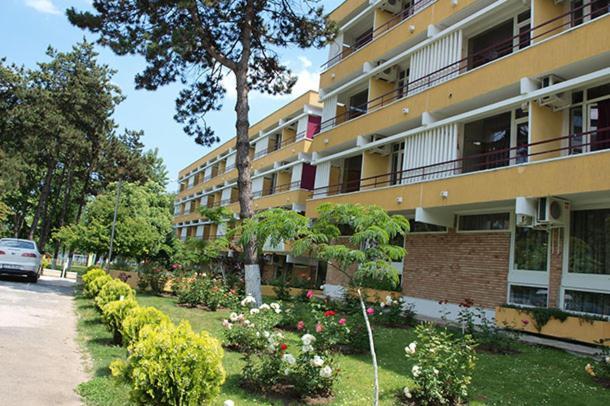 נפטון Hotel Sara מראה חיצוני תמונה